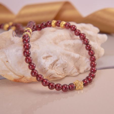 Granat Damenkette mit Röschen